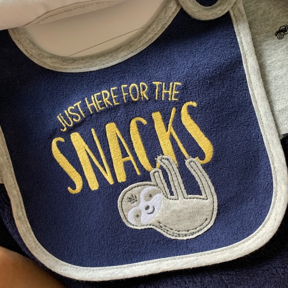 Little brother onesie set with mittens and bibs - Picture 4 of 6